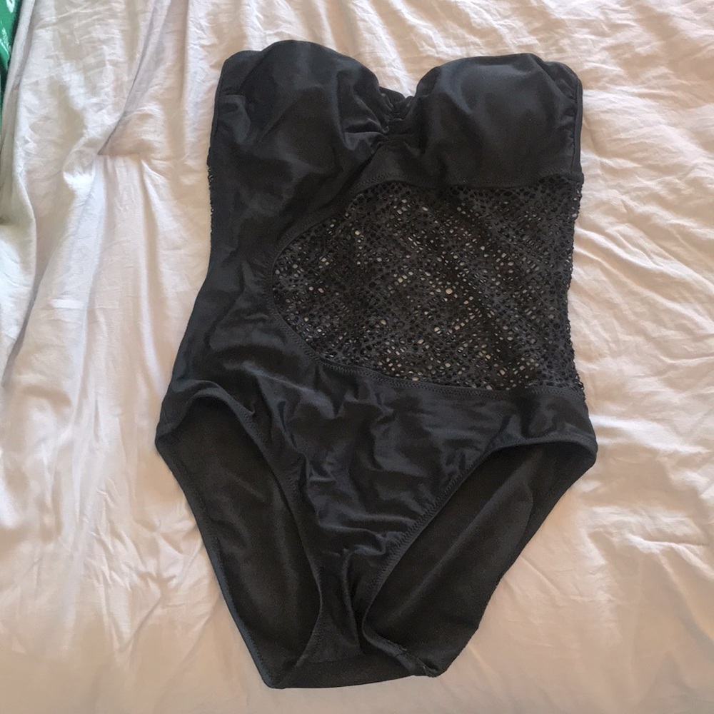One piece swimsuit